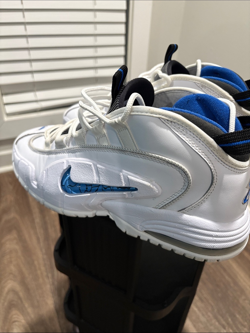 White and Blue men Air Max Penny Basketballu Shoes - Brand NIKE - Picture 6 of 16